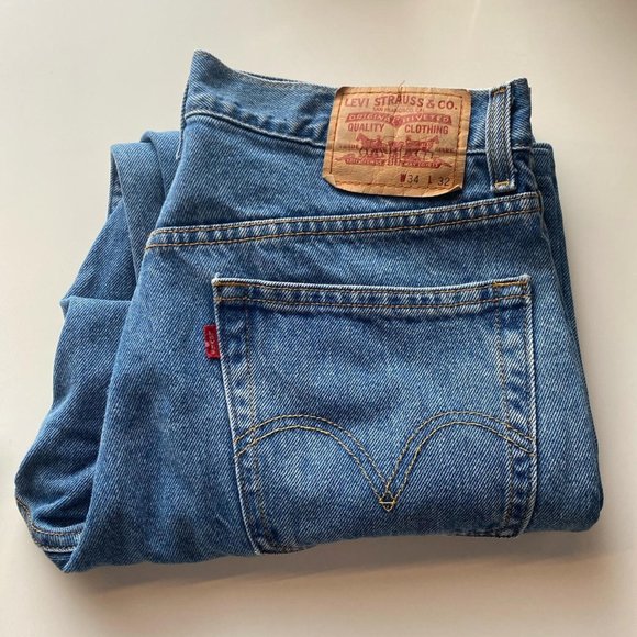 Vintage Levis Jeans Red Tab Highwaisted Bootcut Stone Wash - Picture 3 of 4